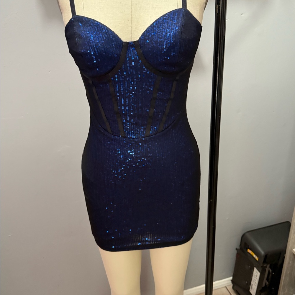 Elegant Blue Sequin Dress